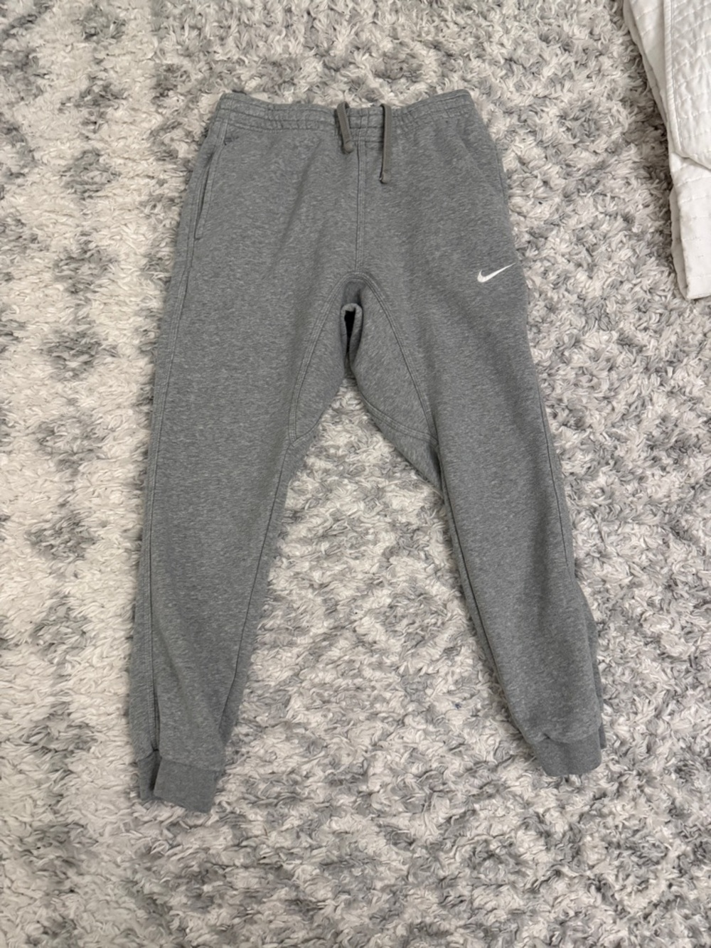 Nike Gray Men's Fleece Jogger Sweatpants